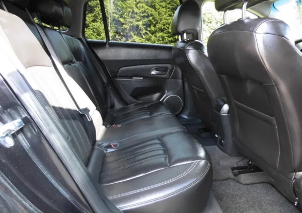 Chevrolet Cruze cena 27900 przebieg: 180000, rok produkcji 2013 z Kościerzyna małe 529